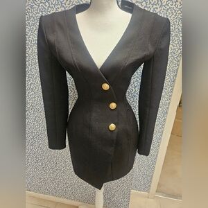 Balmain black dress in size 0 never worn from Paris